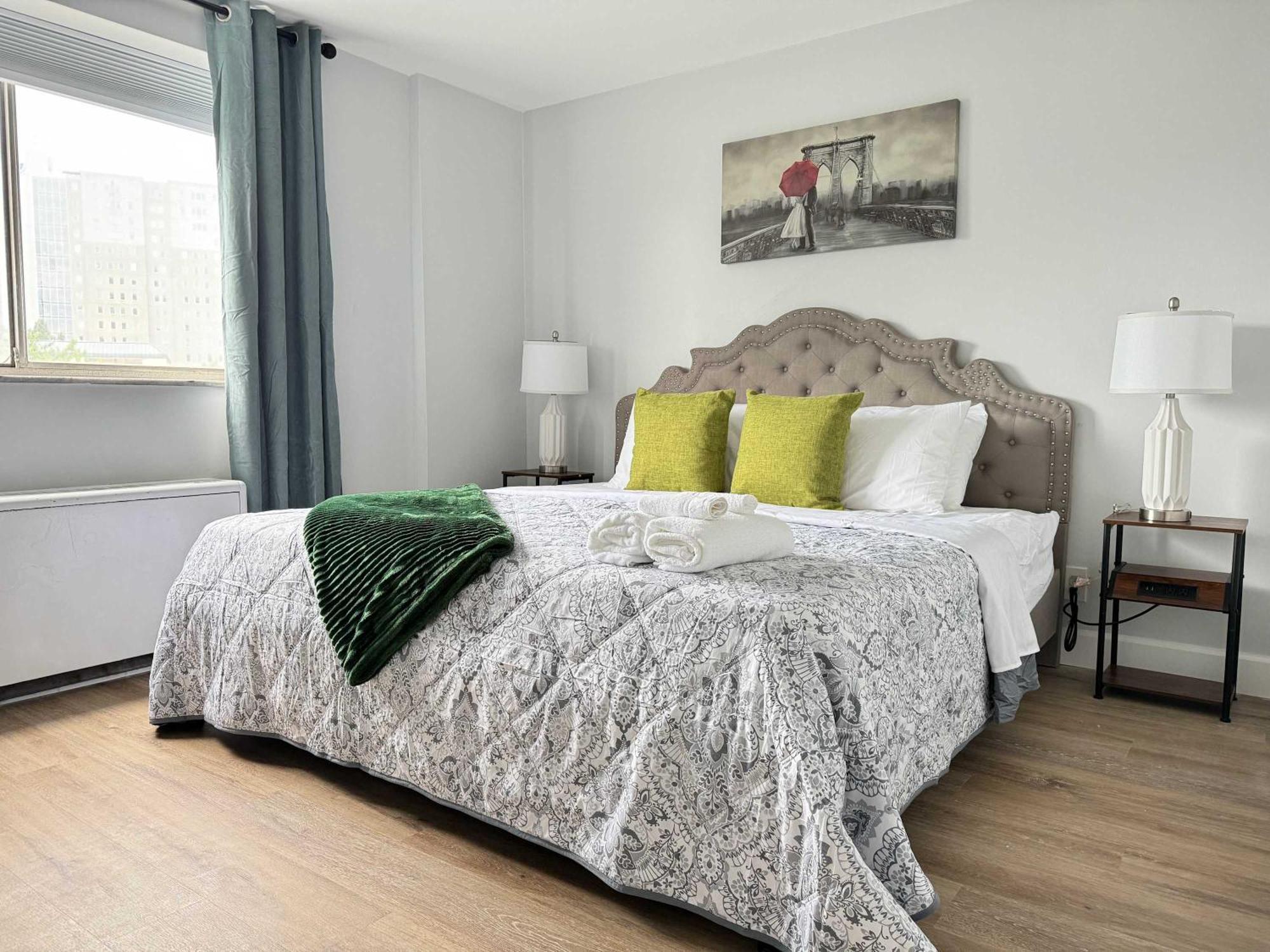 Hébergement de vacances View Newly Renovated 5 Beds With Free Parking Lm406 *